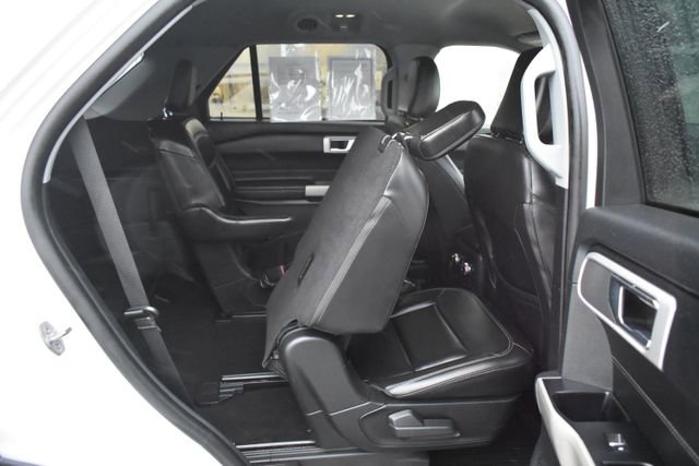 Used 2022 Ford Explorer XLT w/ Equipment Group 202A image 41