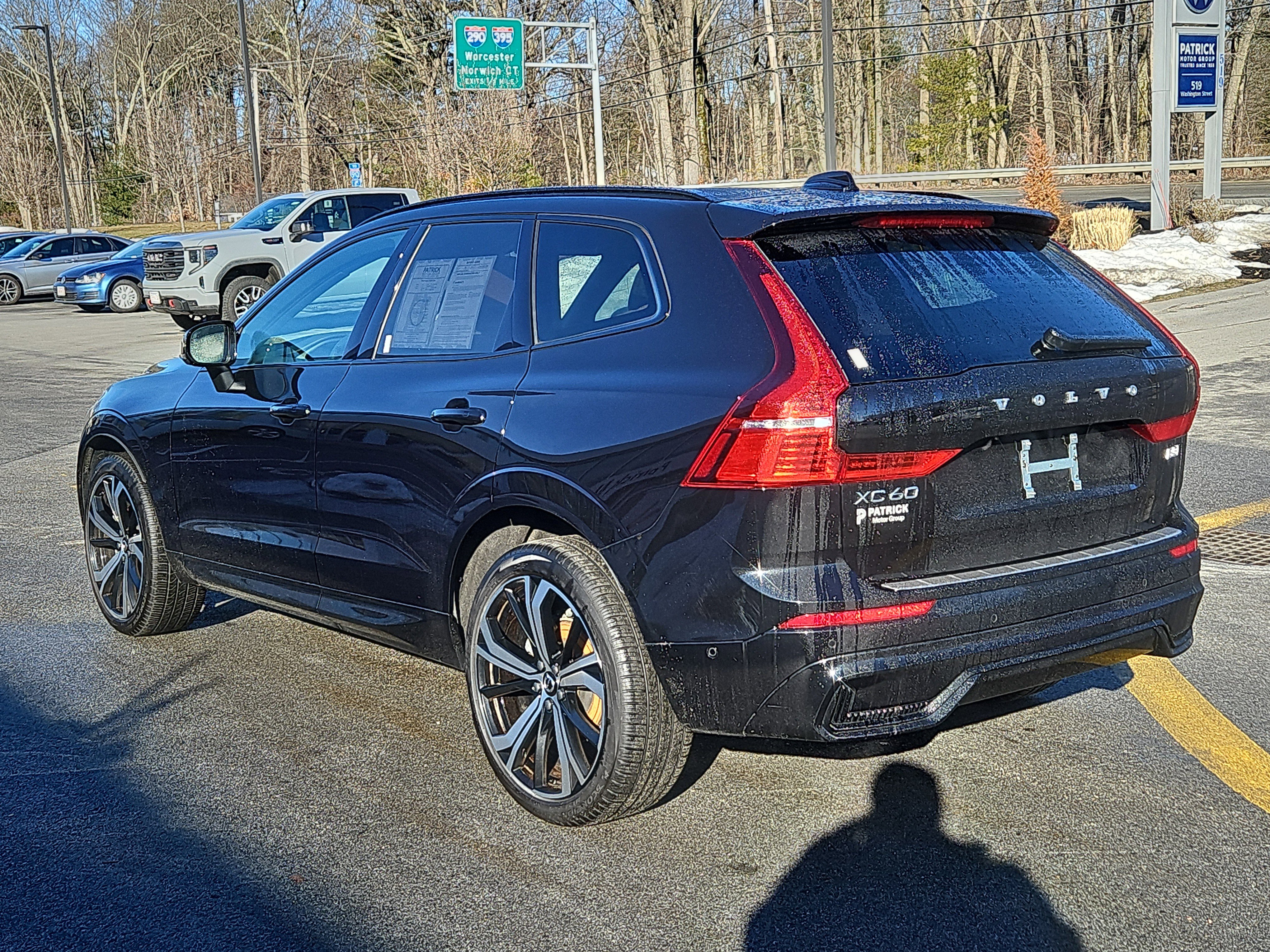 Used 2025 Volvo XC60 B5 Ultra w/ Protection Package Premier image 29