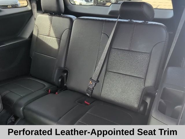 Used 2022 Chevrolet Traverse RS image 14
