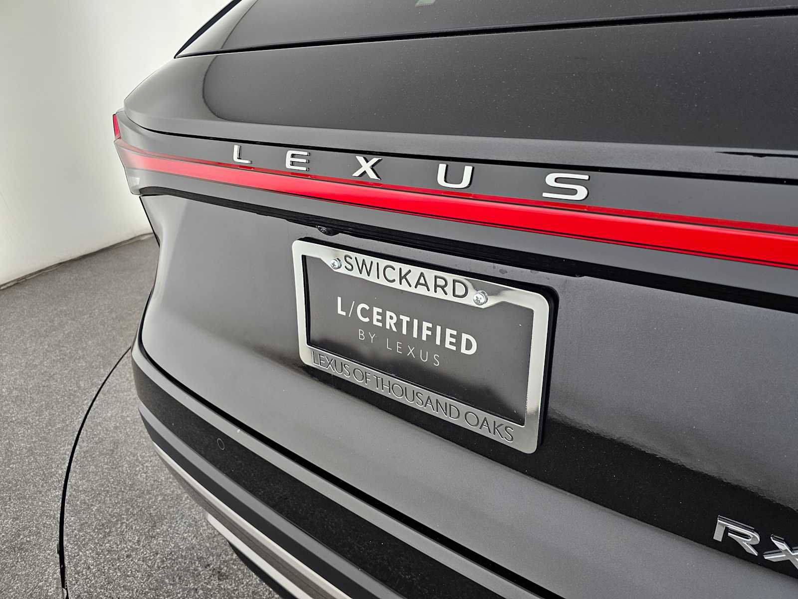 Certified 2025 Lexus RX 350h w/ Convenience Package image 12