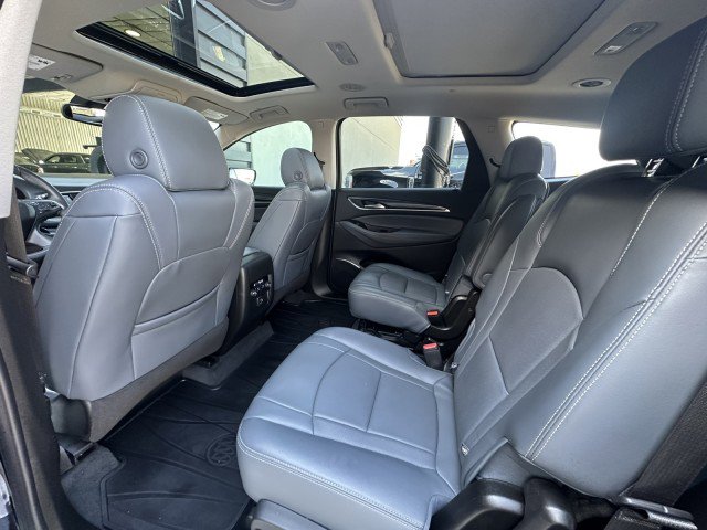 Used 2020 Buick Enclave Essence w/ Sport Touring Edition image 15