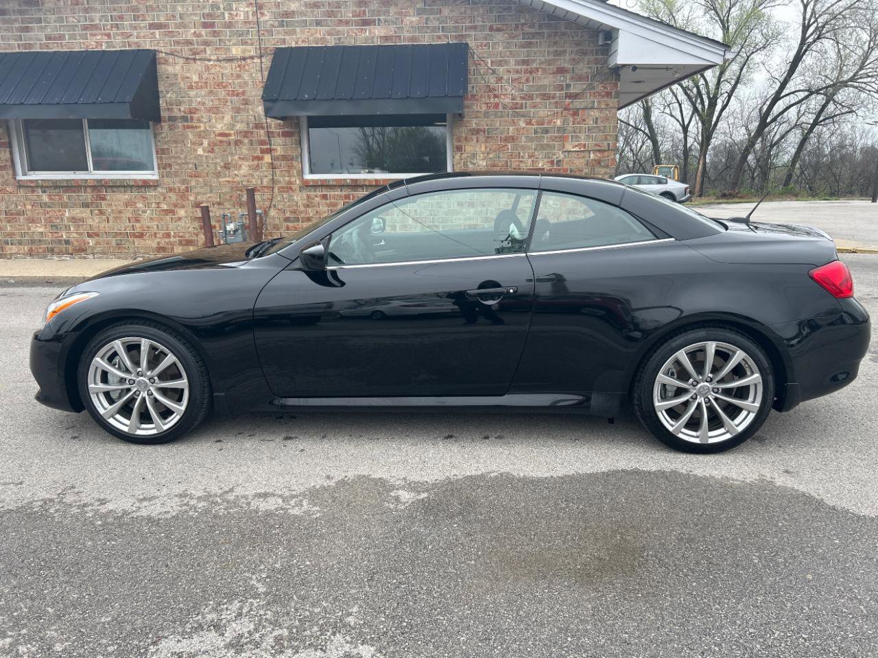 Used 2010 INFINITI G37 Sport w/ Premium Pkg image 10