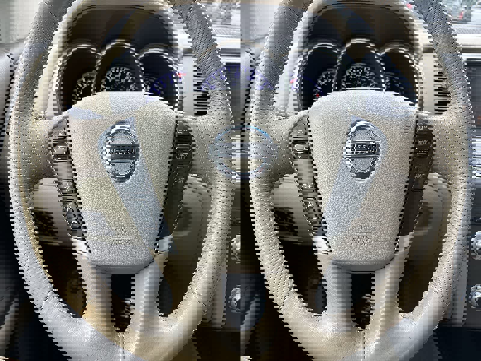 Used 2011 Nissan Murano LE image 12