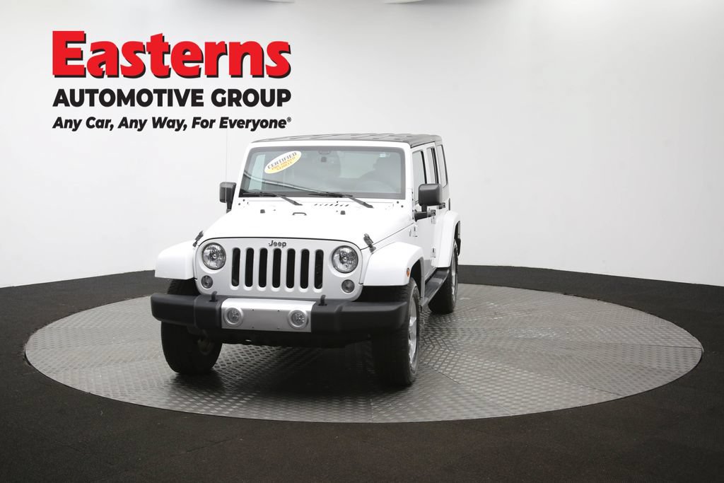Used 2015 Jeep Wrangler Unlimited Sahara w/ Connectivity Group AWD/4WD image 54