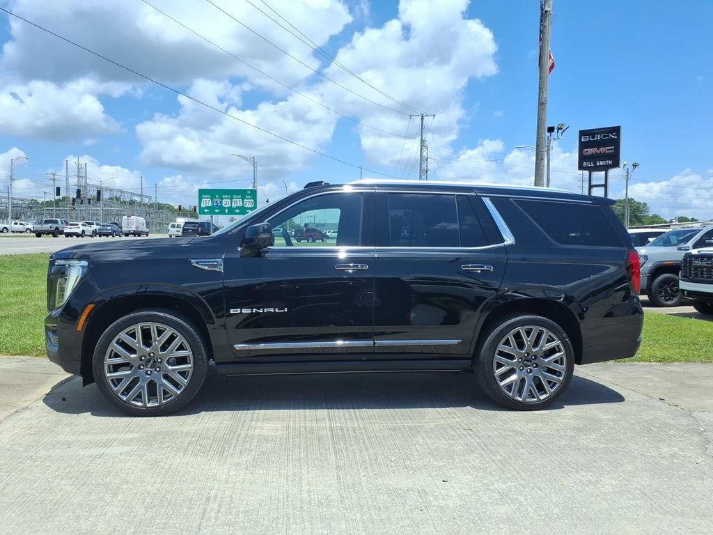Used 2025 GMC Yukon Denali Ultimate AWD/4WD image 4