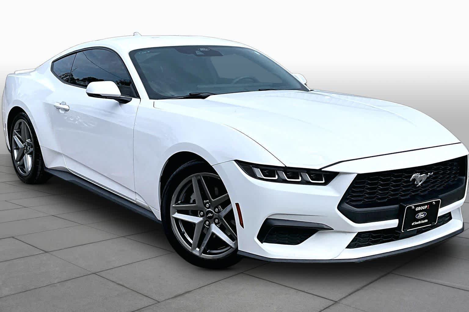 Used 2024 Ford Mustang Premium RWD image 3