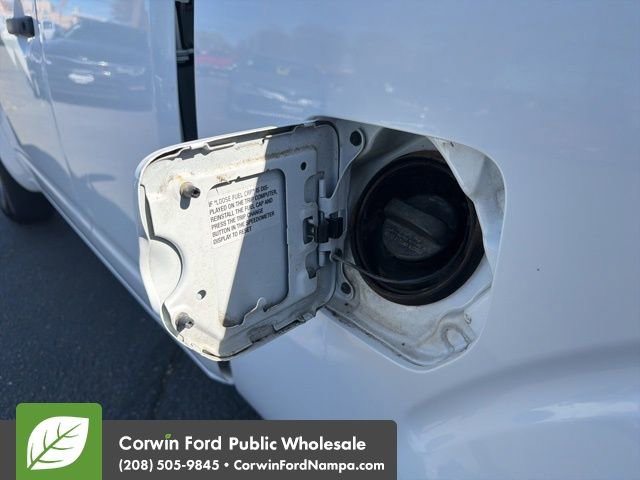 Used 2013 Nissan Frontier S w/ S Preferred Pkg RWD image 10