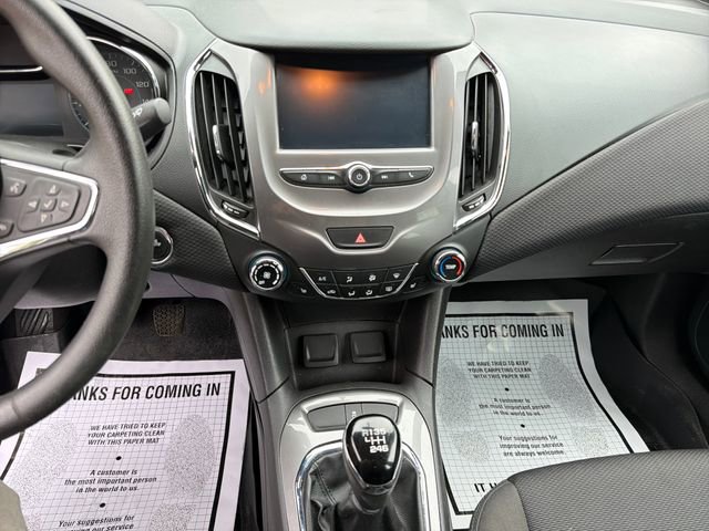 Used 2016 Chevrolet Cruze LT w/ Convenience Package FWD image 19
