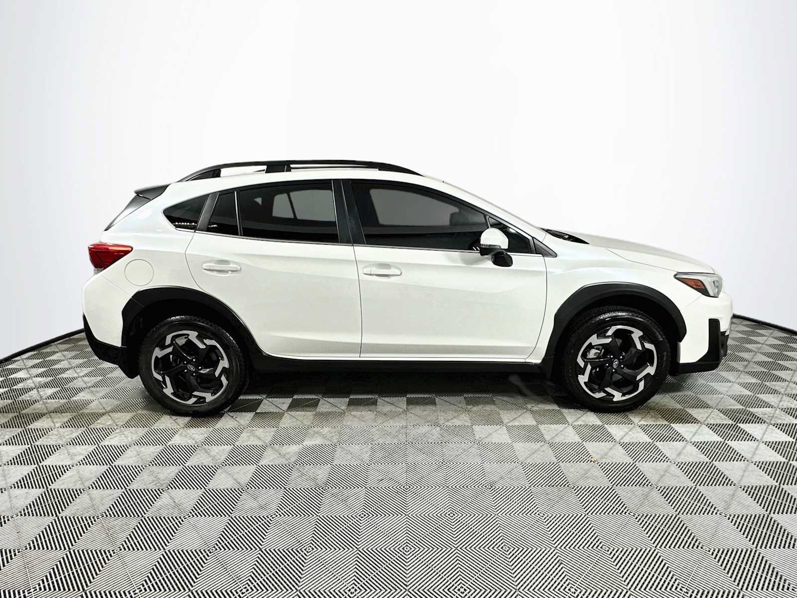 Certified 2023 Subaru Crosstrek 2.5i Limited AWD/4WD image 8