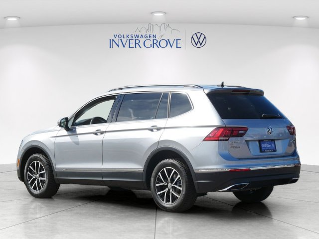 Used 2021 Volkswagen Tiguan SE w/ Panoramic Sunroof Package AWD/4WD image 5