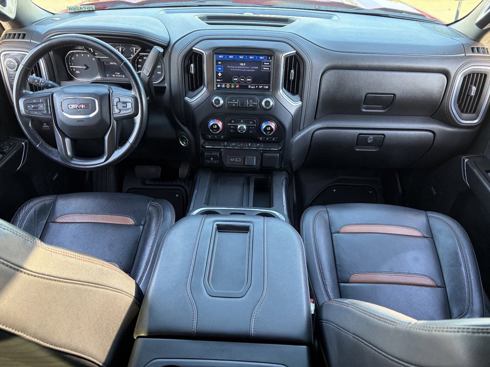 Certified 2022 GMC Sierra 1500 AT4 w/ AT4 Preferred Package AWD/4WD image 16