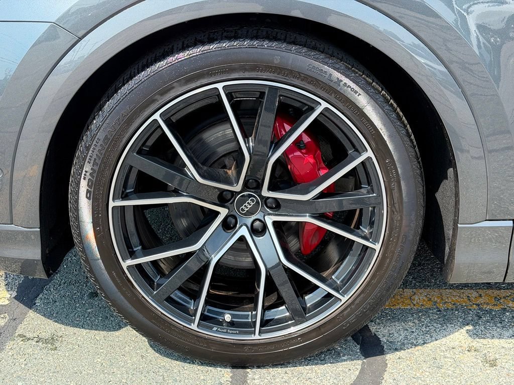 Used 2023 Audi Q8 Prestige w/ Prestige Package AWD/4WD image 10