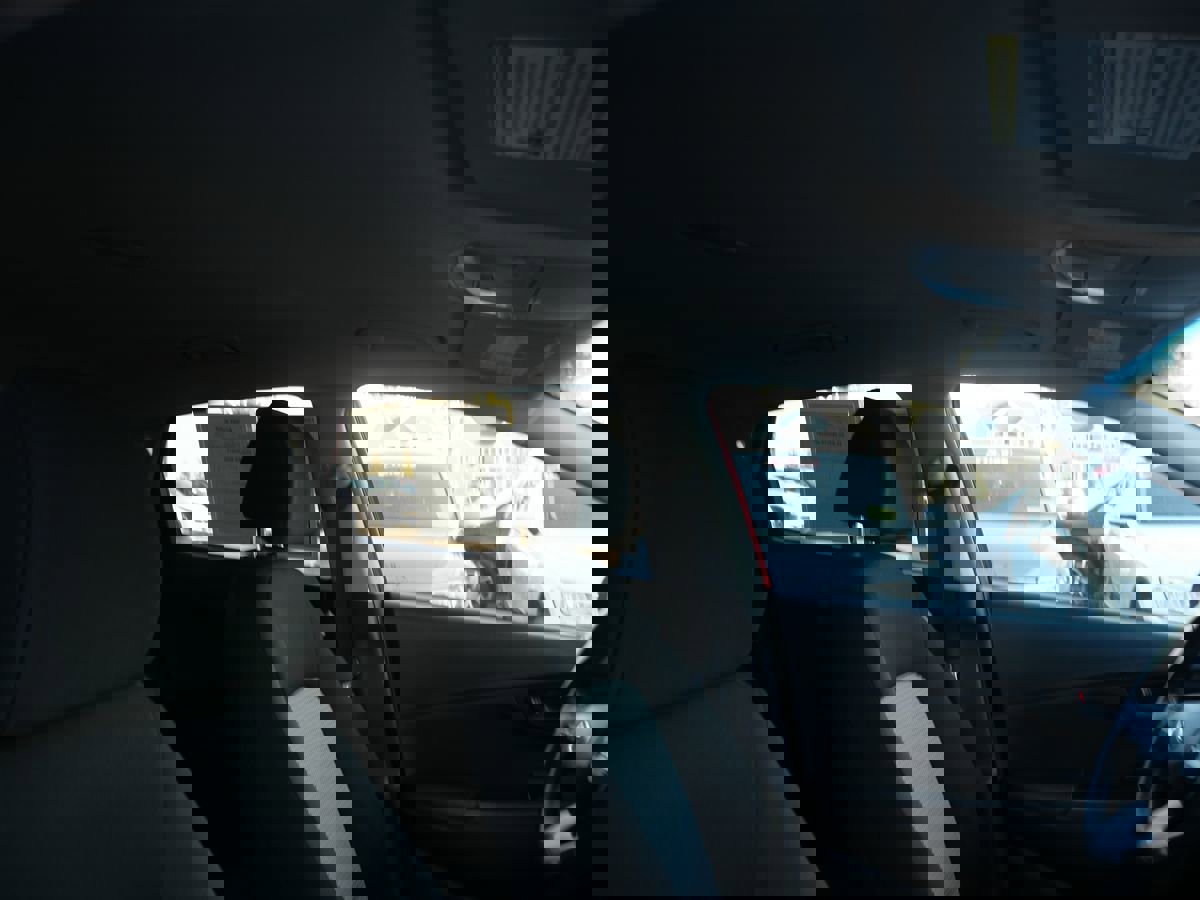 Used 2021 Hyundai Kona SEL image 17