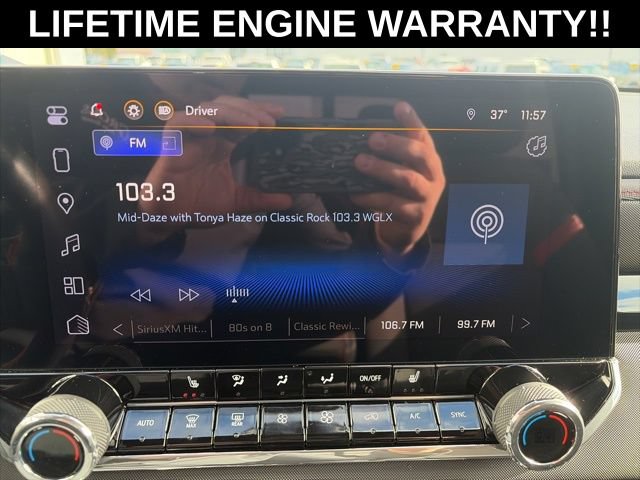 Used 2024 Chevrolet Colorado Z71 w/ Z71 Convenience Package 2 AWD/4WD image 18