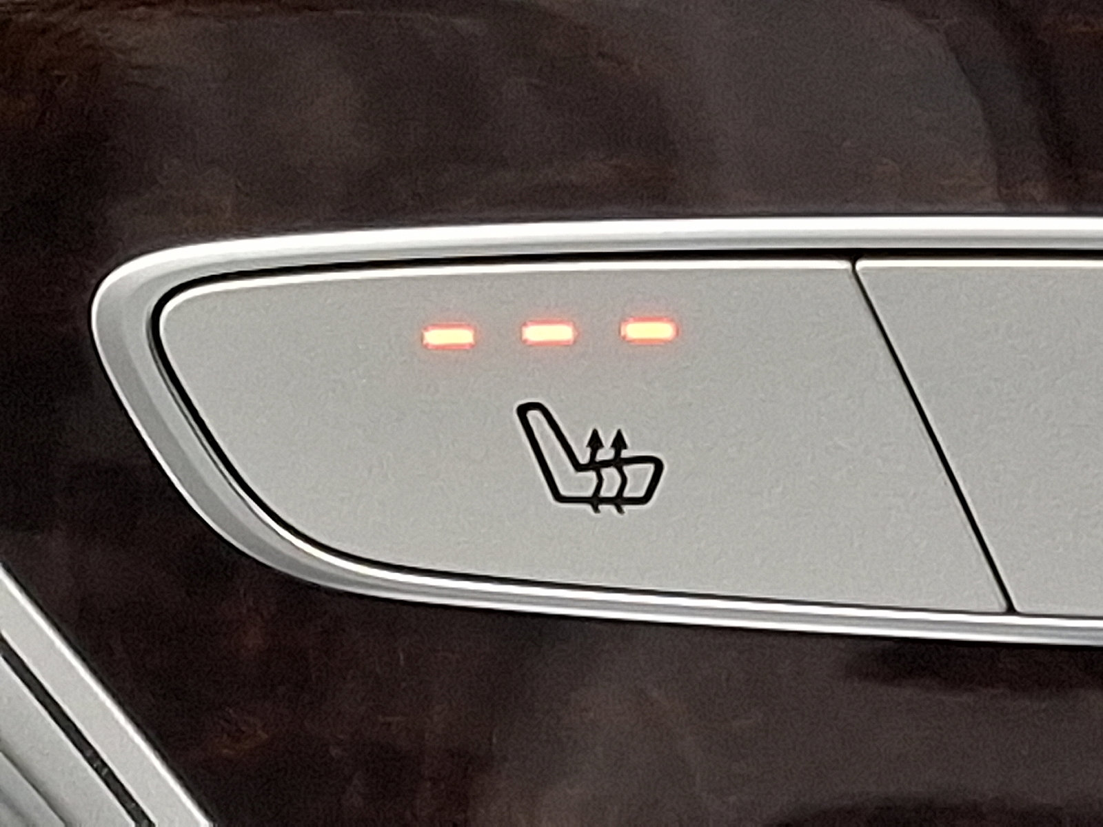 Certified 2021 Mercedes-Benz E 350 4MATIC Sedan image 25