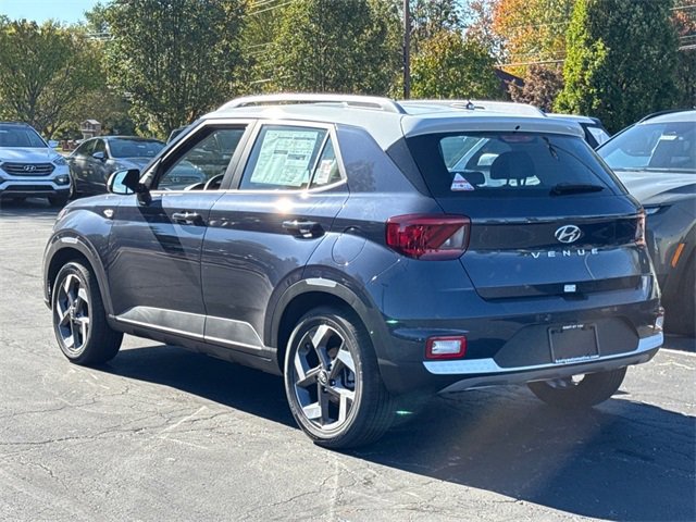 New 2026 Hyundai Venue SEL image 4