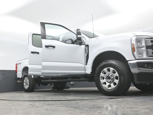 Used 2024 Ford F250 XLT image 30