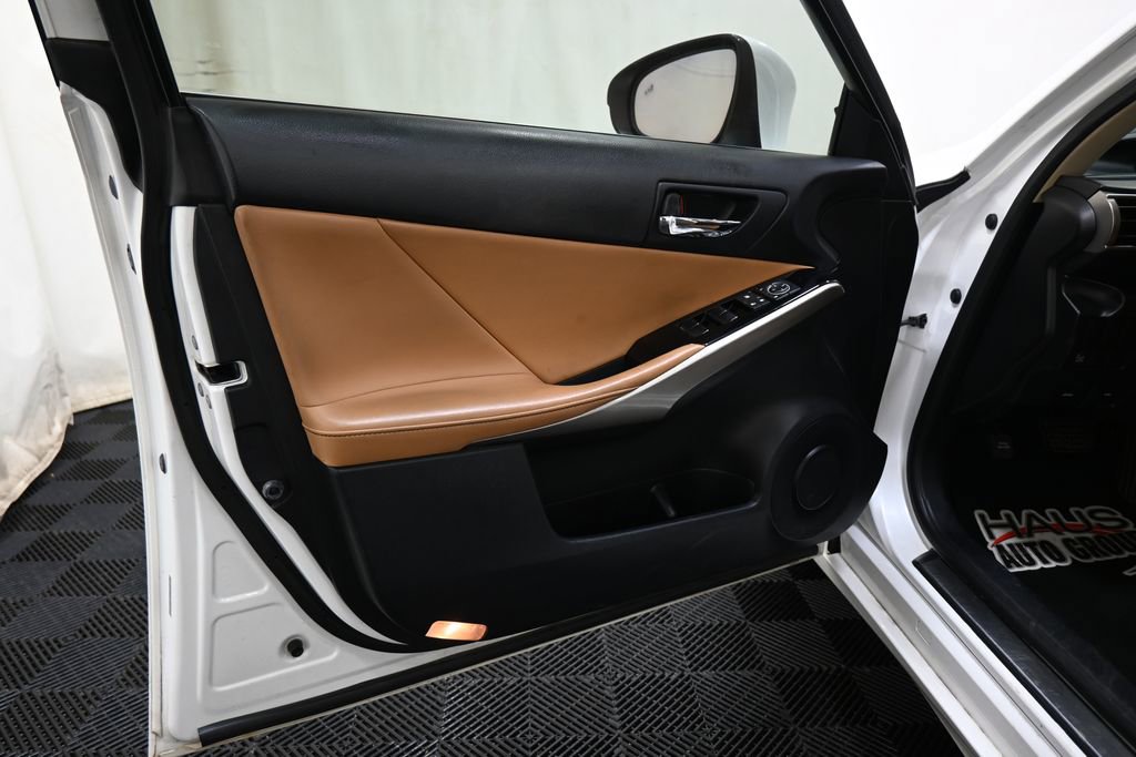 Used 2015 Lexus IS 250 250 w/ Navigation System Package image 27