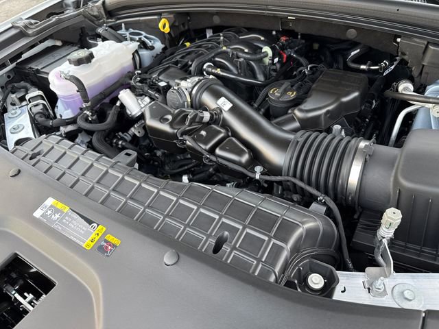 New 2025 Jeep Grand Cherokee L Laredo w/ Luxury Tech Group I image 13