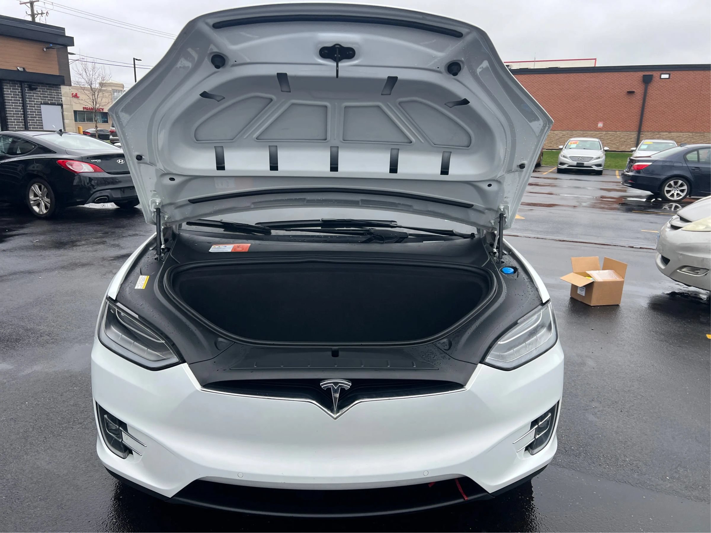 Used 2017 Tesla Model X 90D AWD/4WD image 13