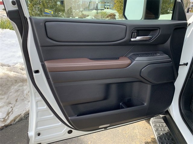 Used 2024 Toyota Land Cruiser Base image 17