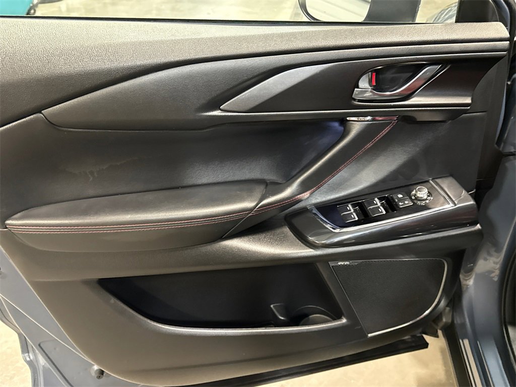 Certified 2023 MAZDA CX-9 Carbon Edition image 7