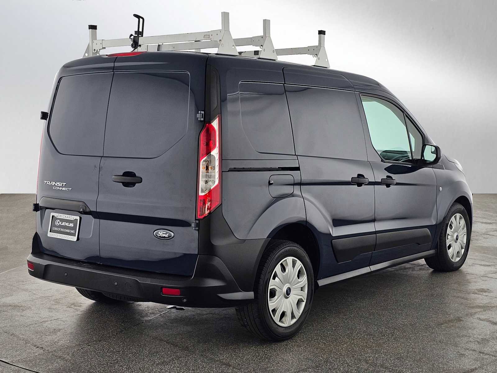 Used 2023 Ford Transit Connect XL image 3