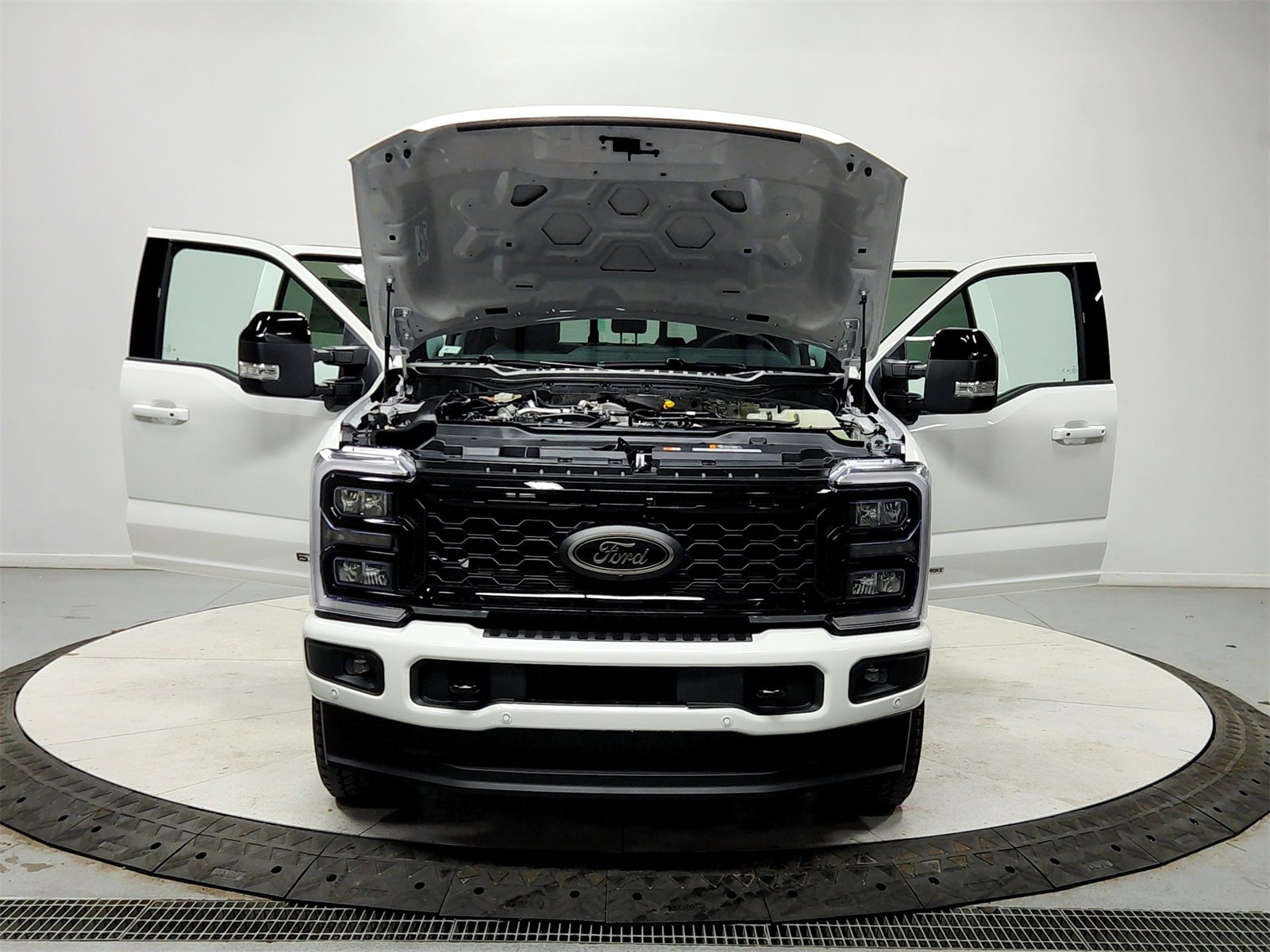 New 2026 Ford F350 Lariat w/ Black Appearance Package image 10