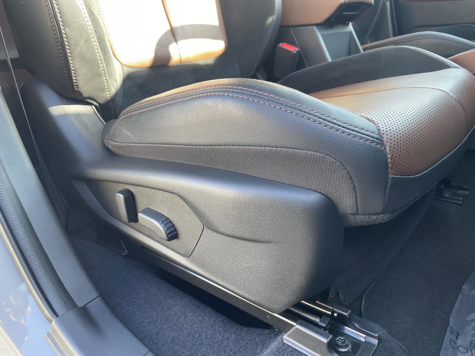 Certified 2025 Subaru Forester Touring AWD/4WD image 5