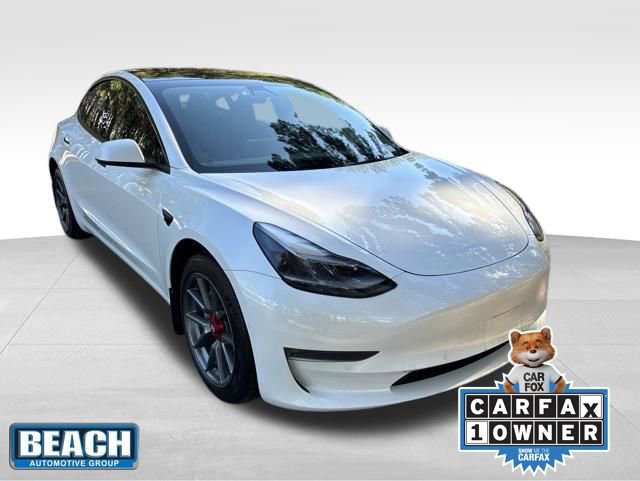 Used 2022 Tesla Model 3 Long Range AWD/4WD image 1