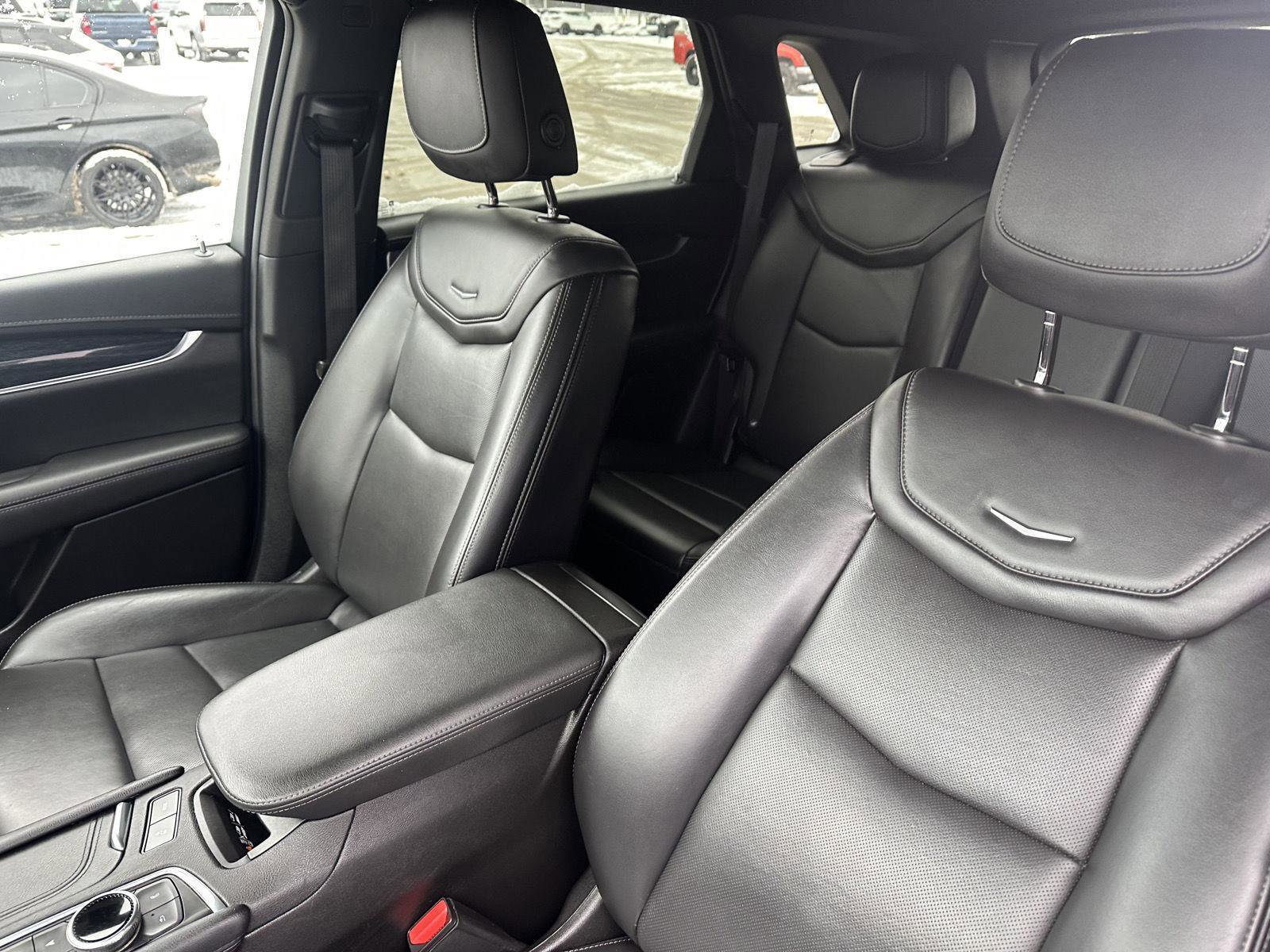 Used 2023 Cadillac XT5 Premium Luxury image 18