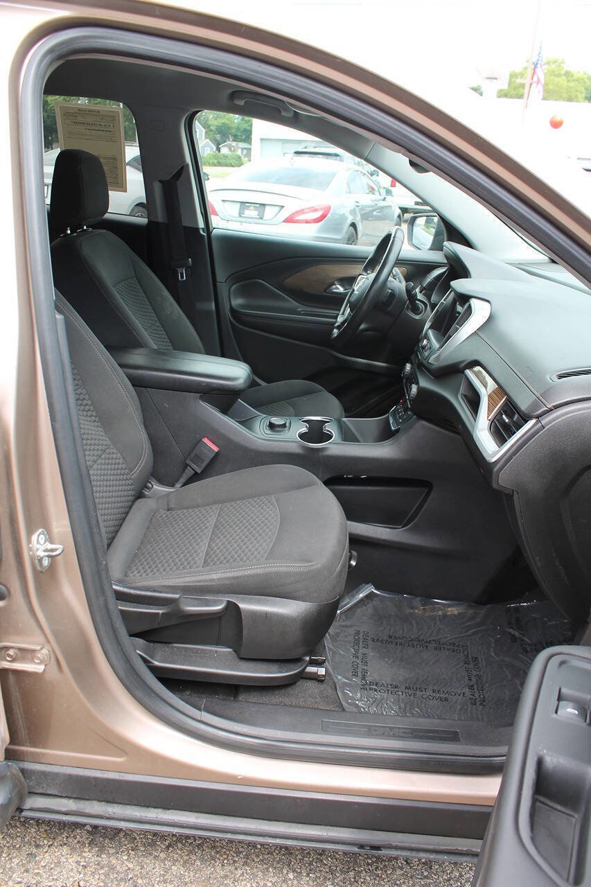 Used 2018 GMC Terrain SLE image 23