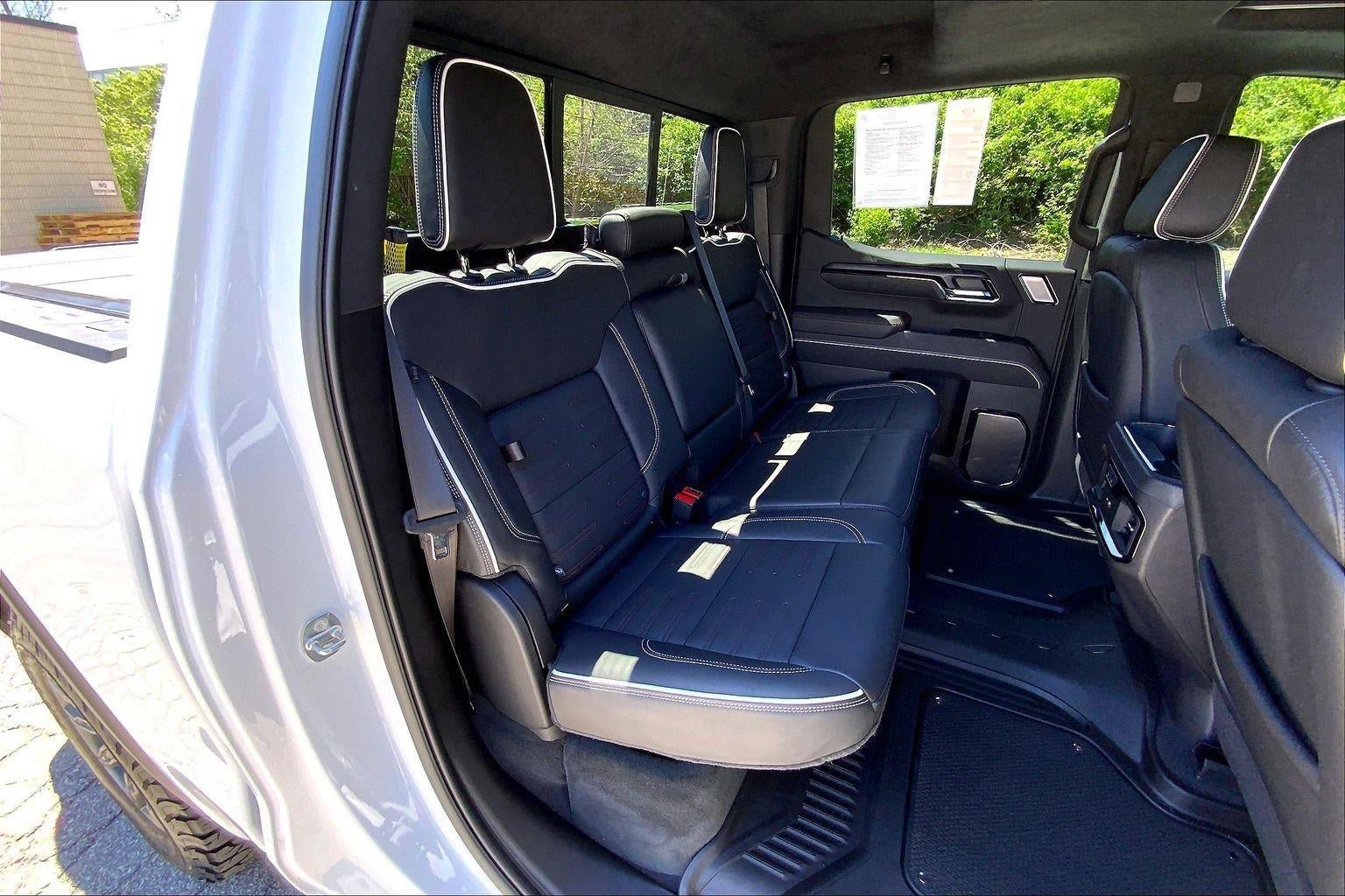 Used 2024 GMC Sierra 1500 AT4X AWD/4WD image 24