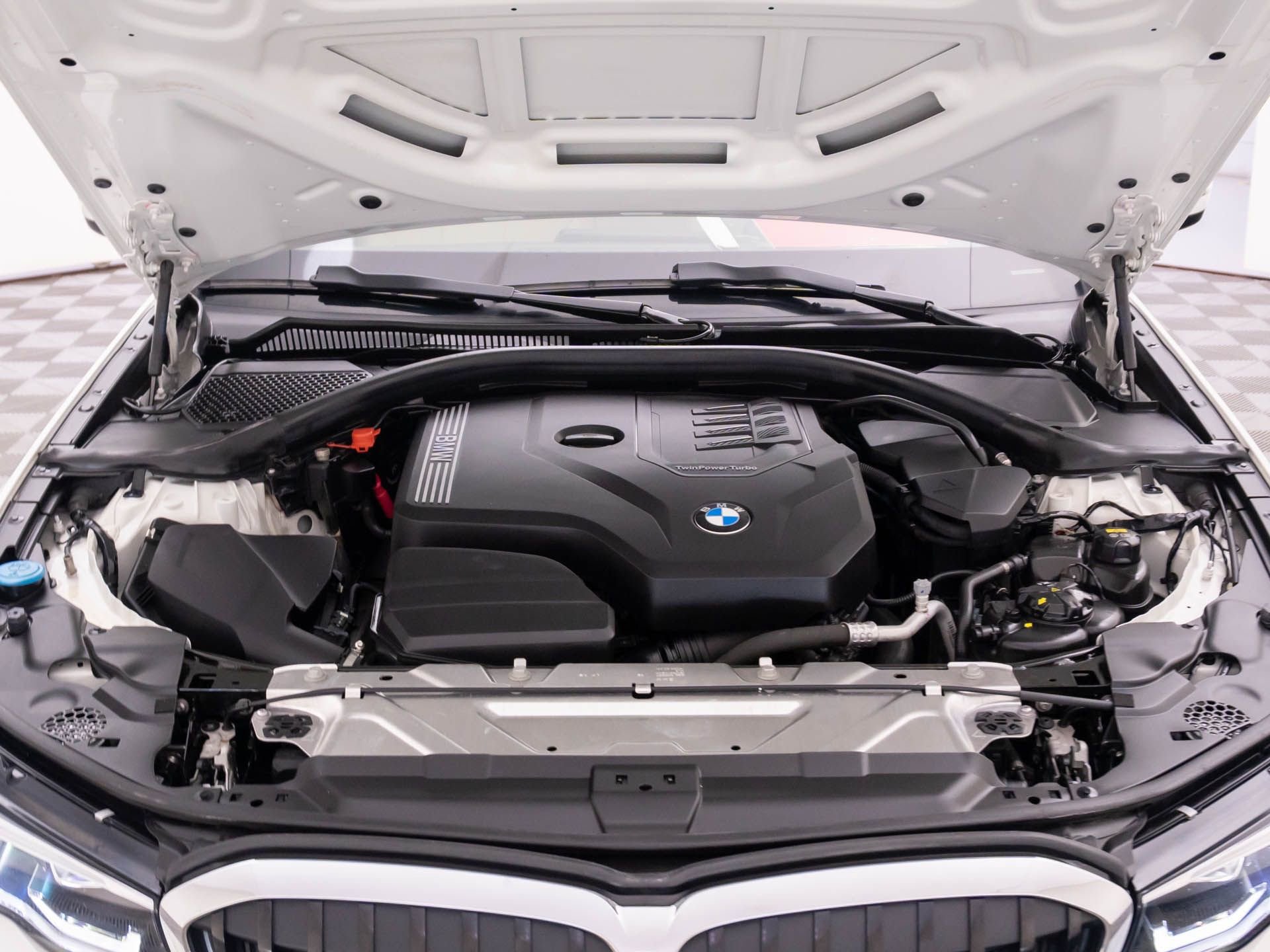 Used 2019 BMW 330i xDrive Sedan w/ Convenience Package image 30