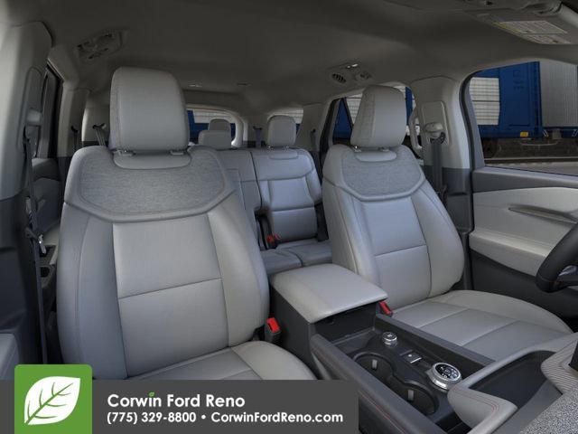 New 2026 Ford Explorer Active w/ Active Comfort Package AWD/4WD image 11