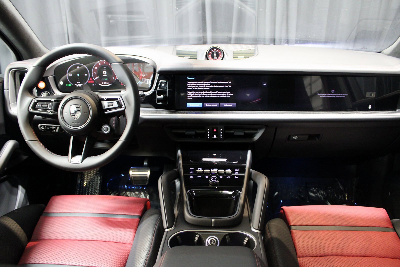 New 2025 Porsche Cayenne Turbo image 24