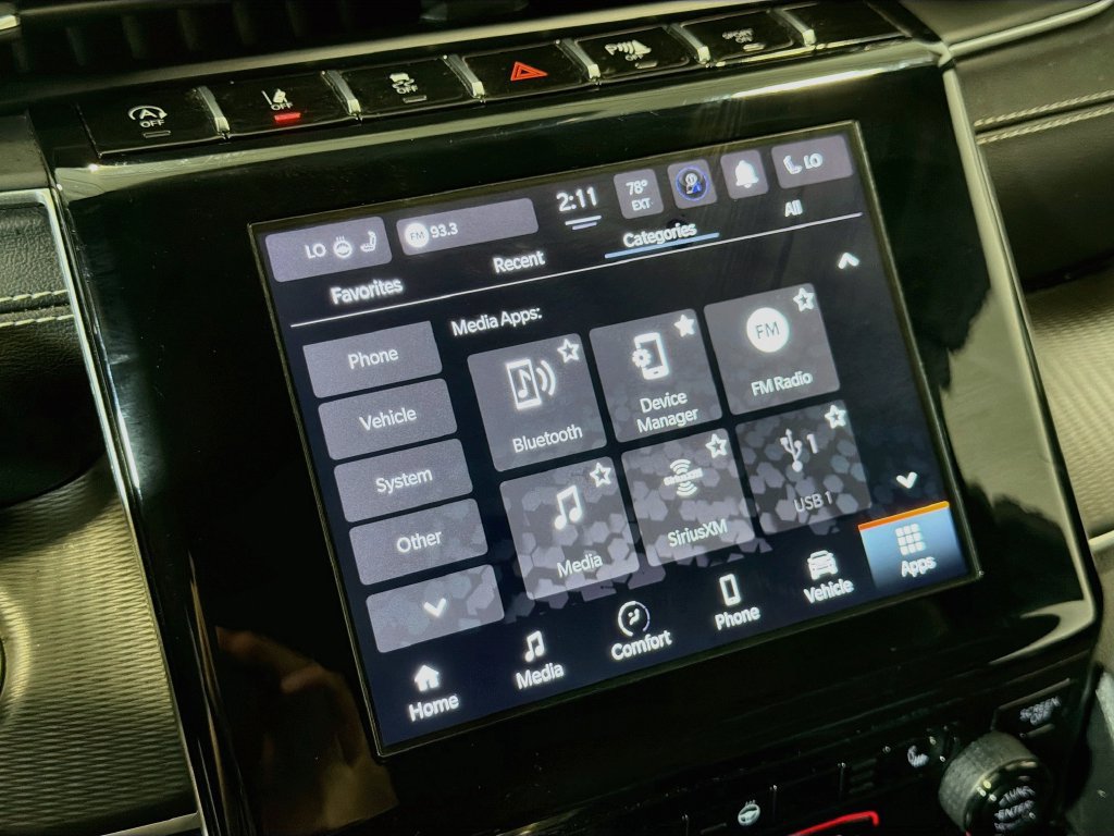 Used 2023 Jeep Grand Cherokee L Laredo AWD/4WD image 16