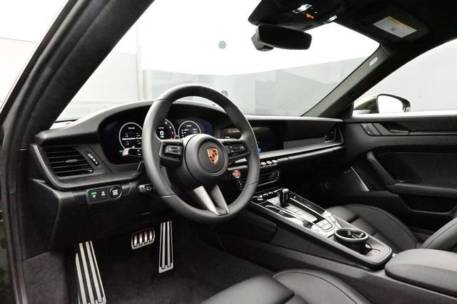 Certified 2026 Porsche 911 Carrera 4 GTS w/ Premium Package AWD/4WD image 4