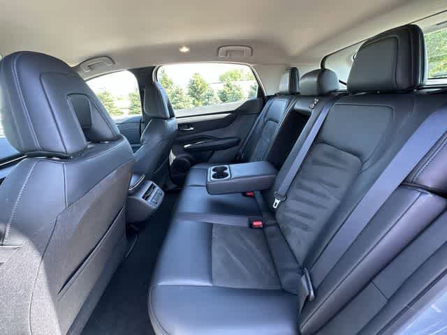 Used 2023 Nissan Ariya AWD image 20