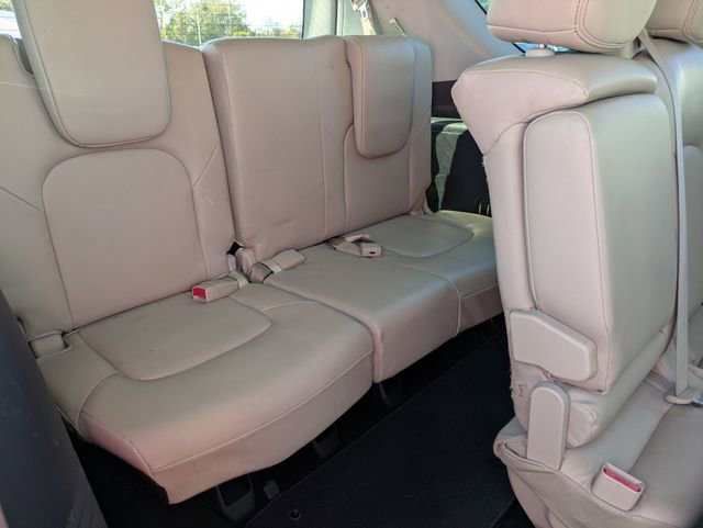 Used 2023 Nissan Armada SL image 32