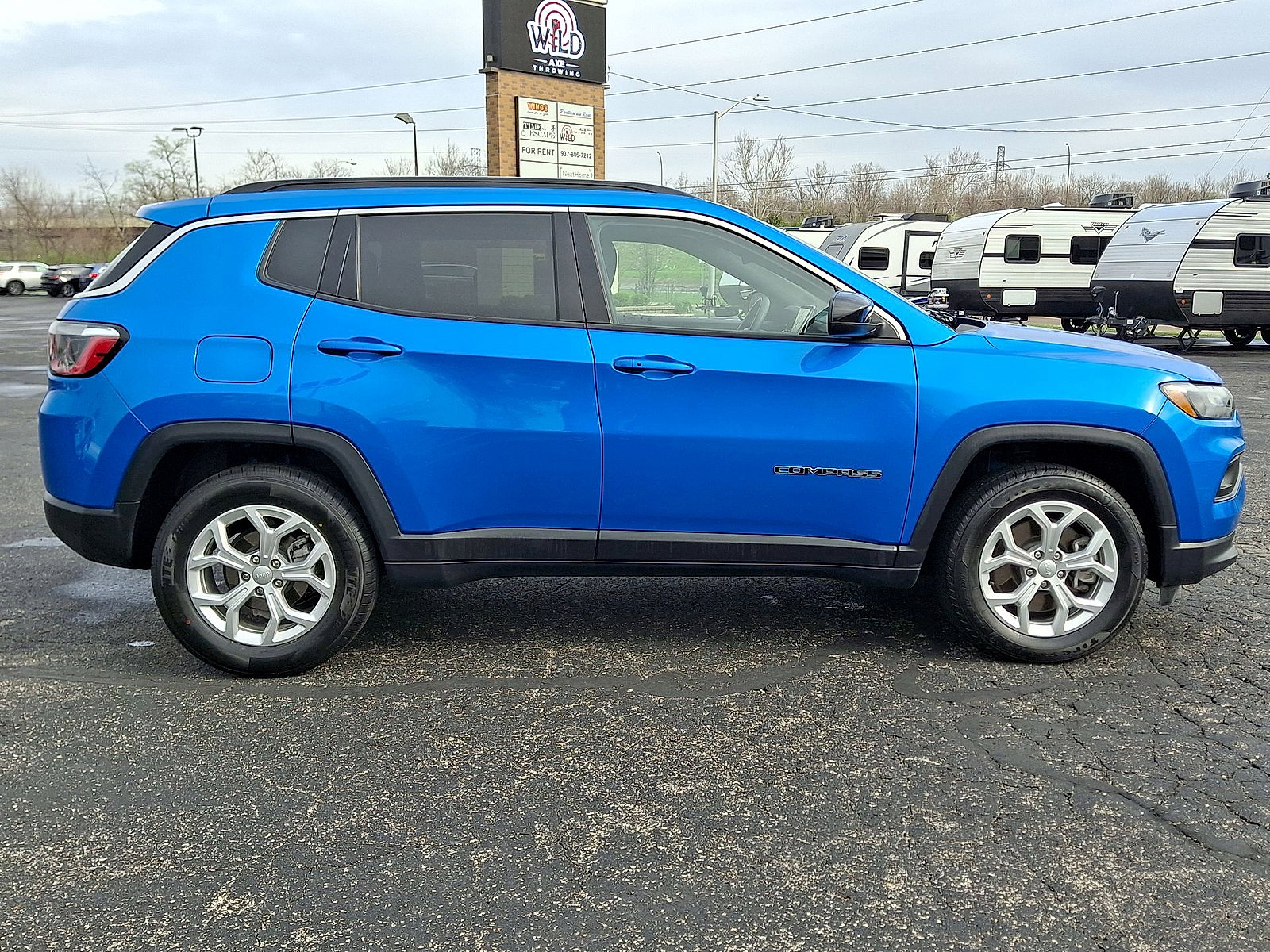 Used 2024 Jeep Compass Latitude AWD/4WD image 25