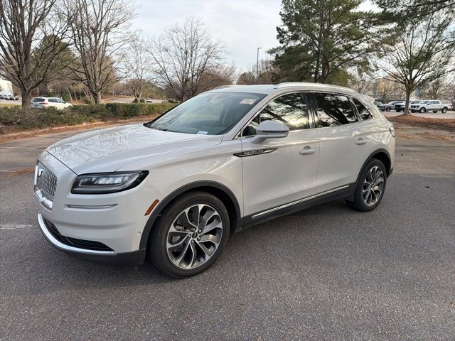 Used 2023 Lincoln Nautilus Reserve w/ Equipment Group 201A image 2