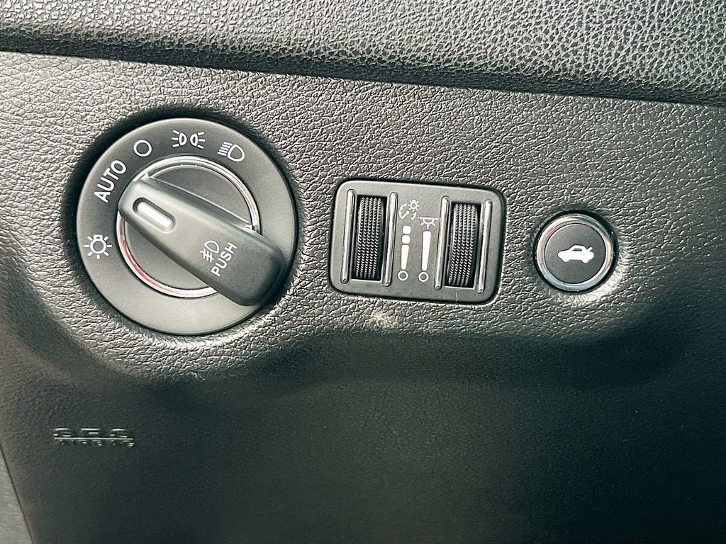 Used 2022 Chrysler 300 S w/ Comfort Group image 10