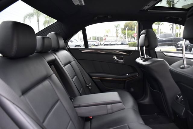 Used 2010 Mercedes-Benz E 350 Sedan image 25
