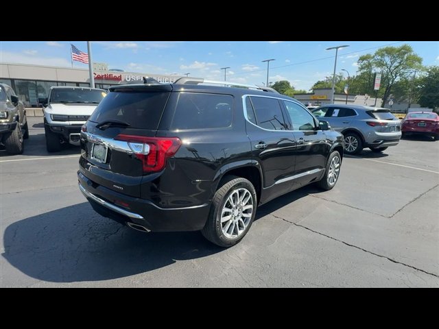 Certified 2023 GMC Acadia Denali w/ Denali Ultimate Package AWD/4WD image 8