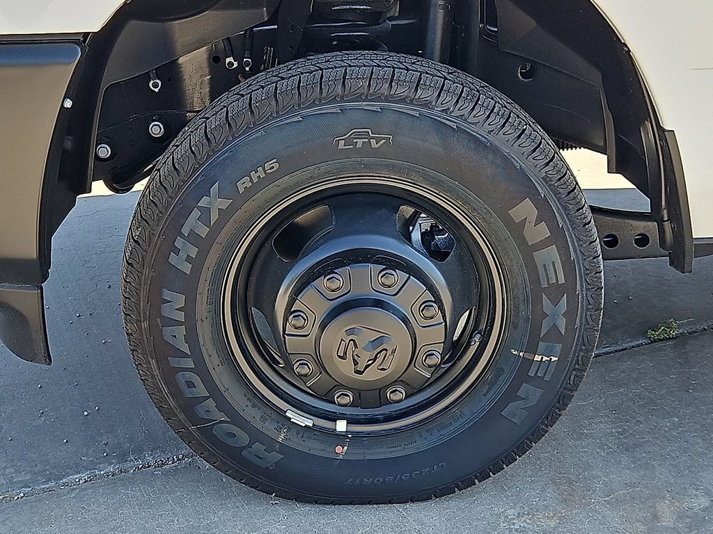 New 2026 RAM 3500 Tradesman AWD/4WD image 9