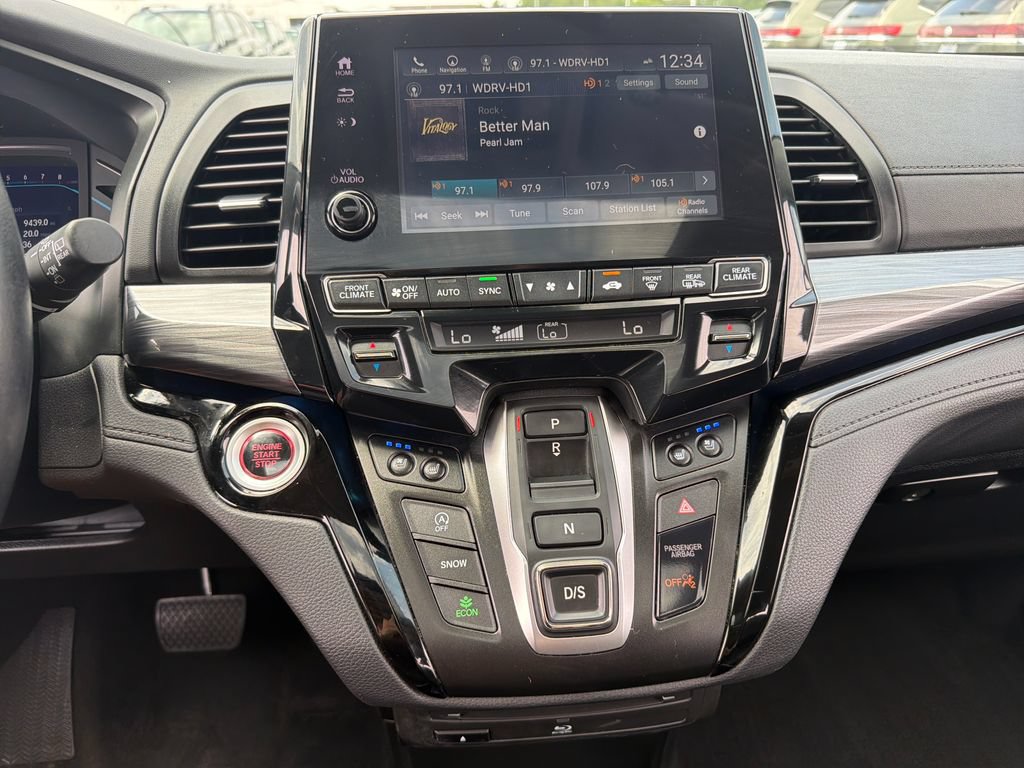 Used 2023 Honda Odyssey Elite image 16