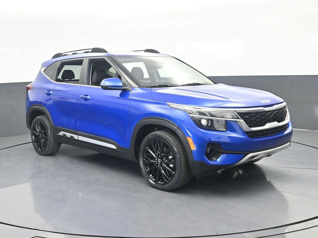 Used 2022 Kia Seltos Nightfall Edition image 8