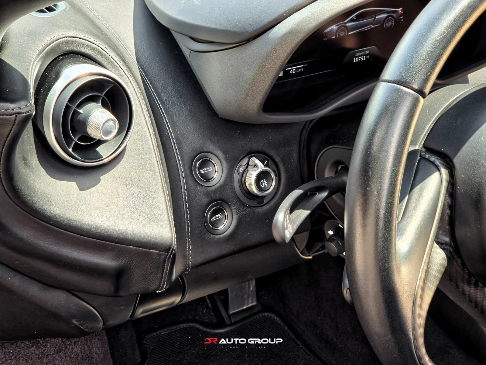 Used 2020 McLaren GT RWD image 42