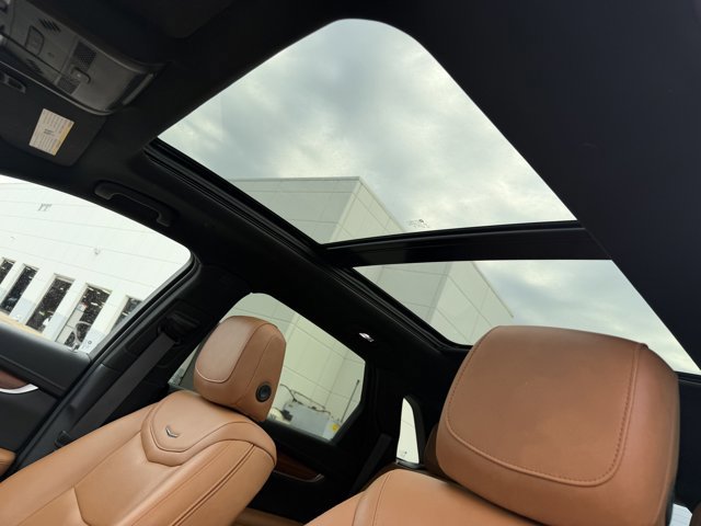 Used 2024 Cadillac XT5 Premium Luxury w/ Technology Package image 21